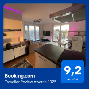 Luxusapartment mit 40 qm Terrasse, E-Parkplatz und Parkplatz Graz
